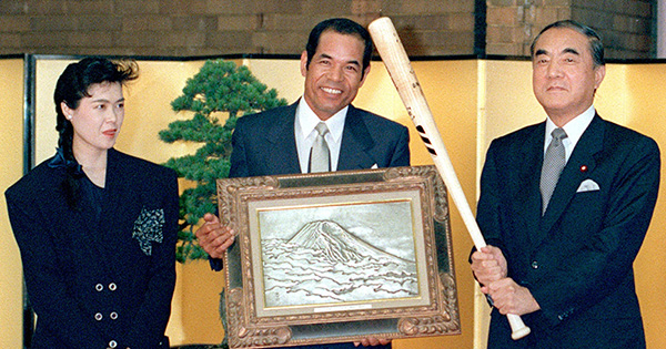 国民栄誉賞受賞の”鉄人”衣笠祥雄さん死去。大成功の裏に隠された「誰