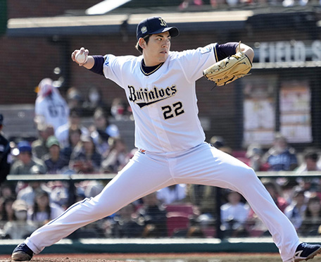 パ・リーグ異変？　オリックス快走。九里亜蓮、西川龍馬の赤ヘルパワー
