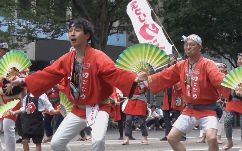 すずめ踊りとは