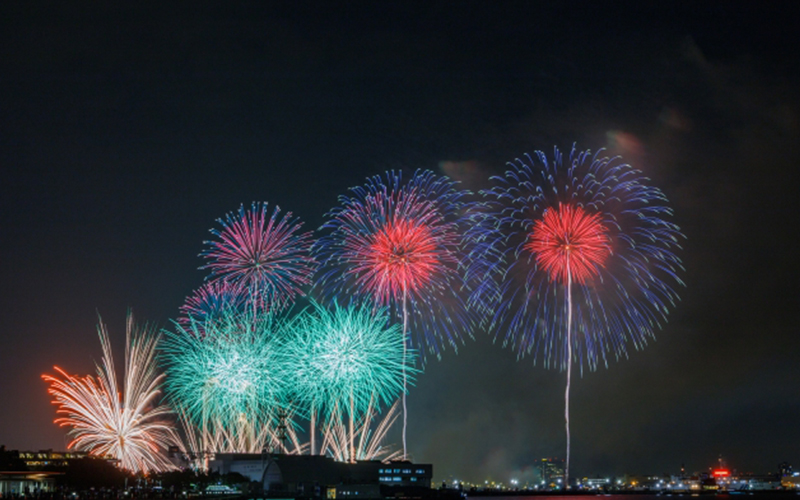 みなとみらいスマートフェスティバル2025｜2025年のお祭り花火-配信