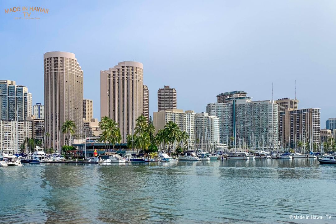 アラワイボートハーバーとホテル