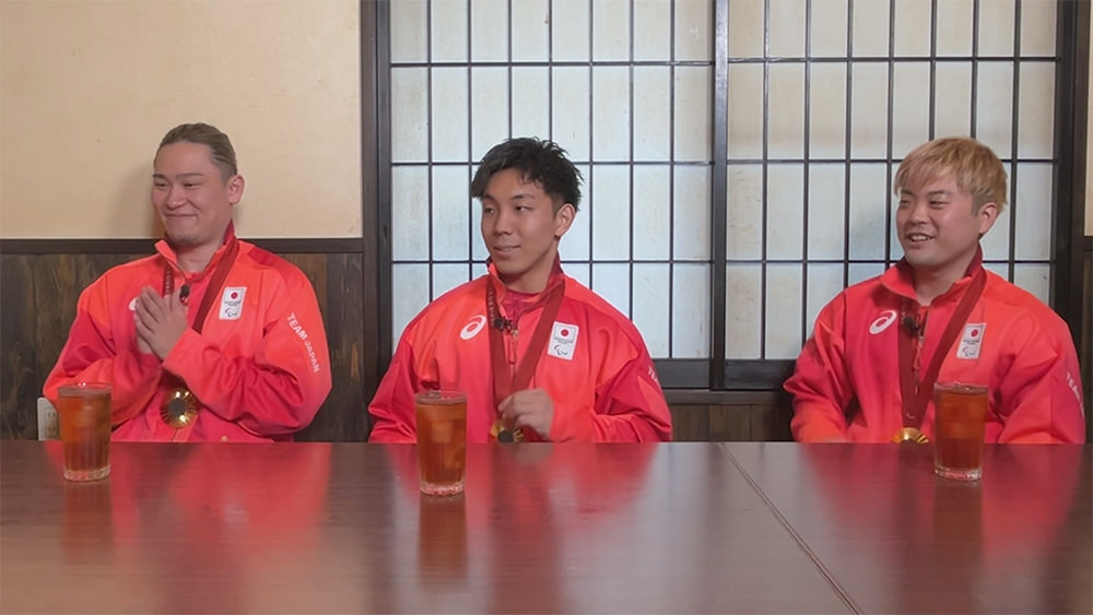 ゴールボール日本代表（金子和也選手、<br>宮食行次選手、佐野優人選手）