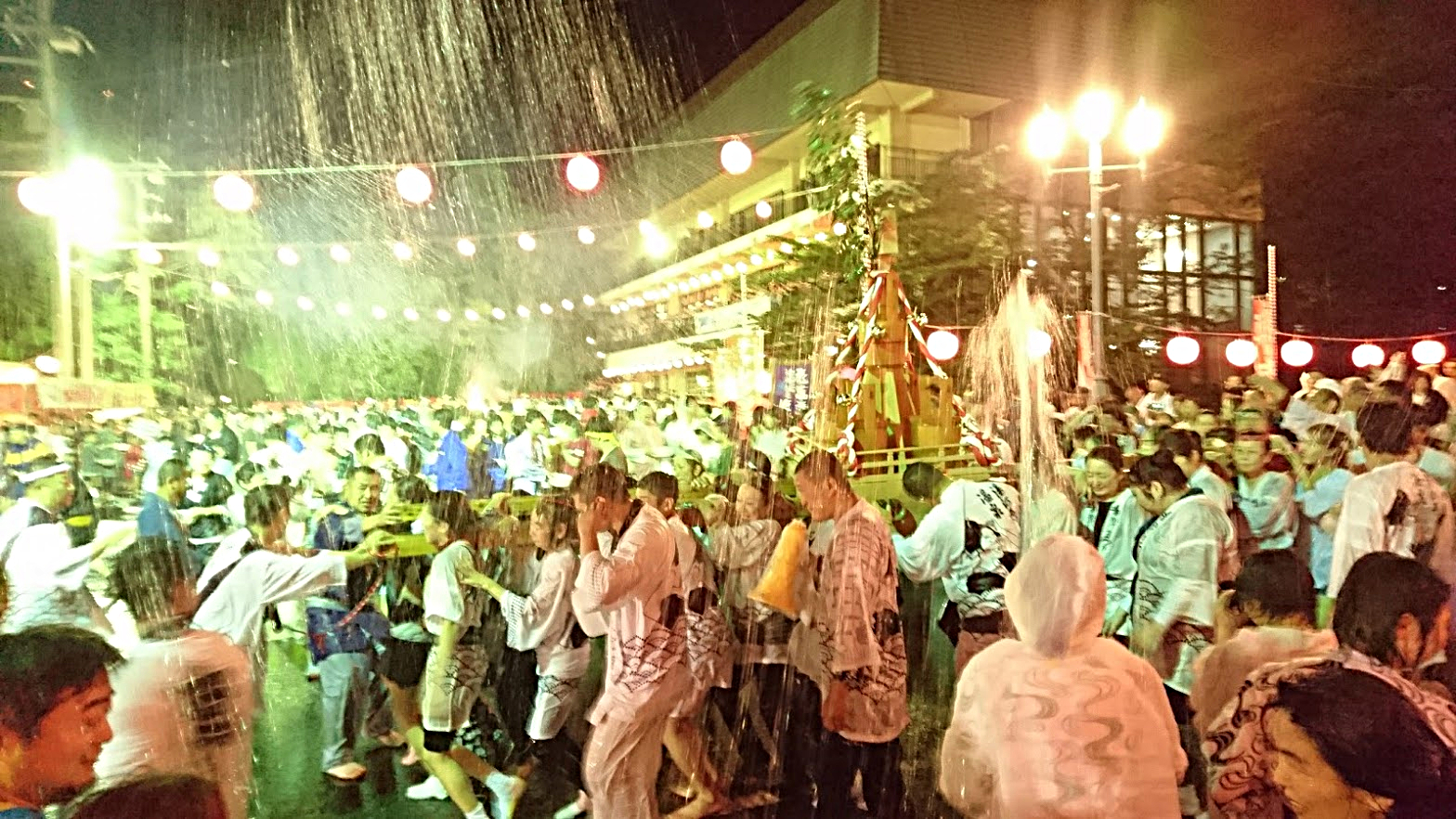 年 開催中止 湯かけまつり 神奈川県 の開催概要 全国お祭りガイド19 アクセス情報 放送情報 Myjcom