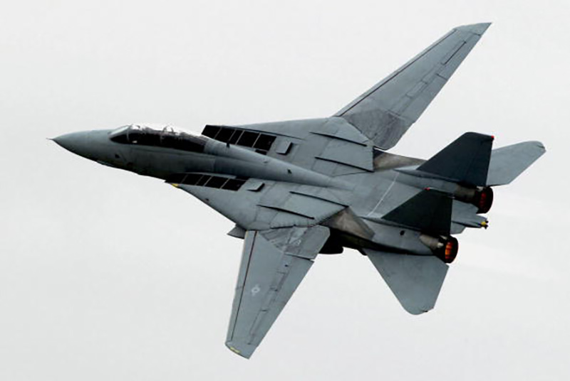 f-14-f-a-18-j-com